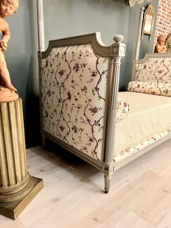 Lit A Baldaquin Dit En Chaire A Prêcher d'Epoque Louis XVI Vers 1770