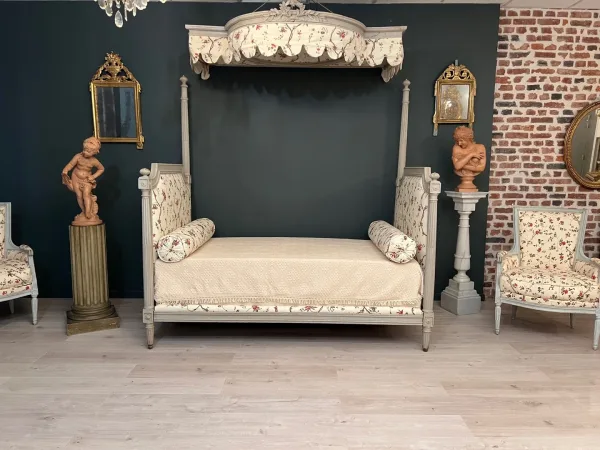 Lit A Baldaquin Dit En Chaire A Prêcher d'Epoque Louis XVI Vers 1770