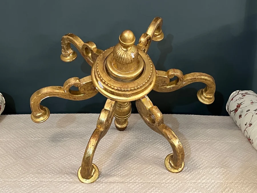 Important Lustre Italien En Bois Doré d'Epoque Louis XVI Vers 1780