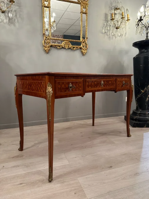 Bureau Plat En Marqueterie De Style Transition Louis XV Louis XVI Epoque Fin XIXeme