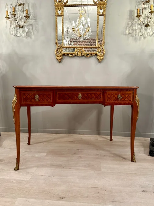 Bureau Plat En Marqueterie De Style Transition Louis XV Louis XVI Epoque Fin XIXeme