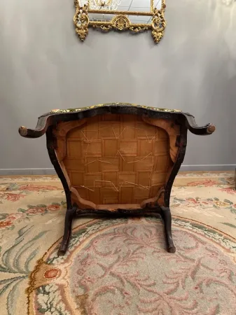 Large Fauteuil A Dossier Plat d'Epoque Régence Debut XVIIIème