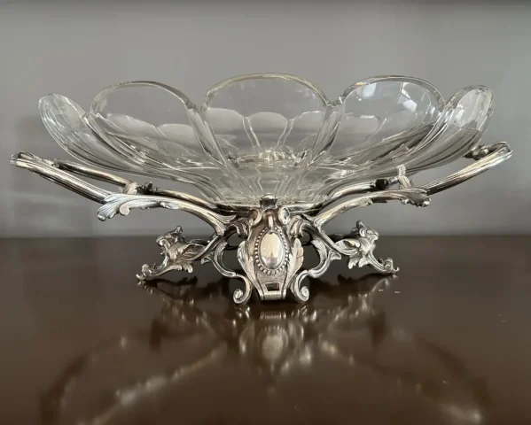 Baccarat, Centre De Table En Bronze Argente Et Cristal Epoque XIXeme
