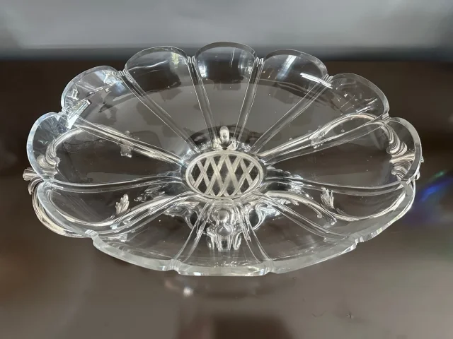 Baccarat, Centre De Table En Bronze Argente Et Cristal Epoque XIXeme