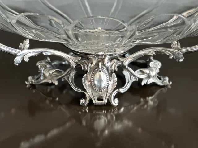 Baccarat, Centre De Table En Bronze Argente Et Cristal Epoque XIXeme