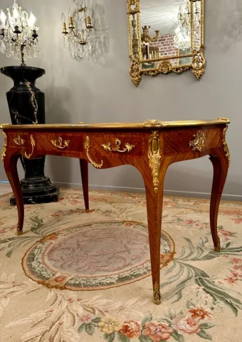 Maurice Rinck, Bureau Plat De Style Louis XV En Marqueterie Bronze Dore Vers 1900 Estampillé