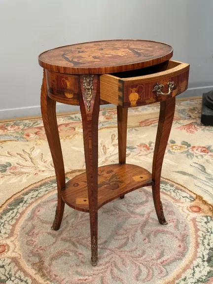 Dlg Topino, Petite Table De Salon En Marqueterie De Style Transition
