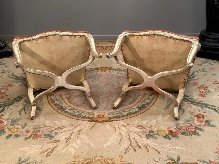 Paire De Fauteuils En Bois Laqué De Style Régence Epoque XIXème