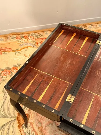 Table A Jeu Tric Trac Laquée Noire d'Epoque Louis XV Vers 1750