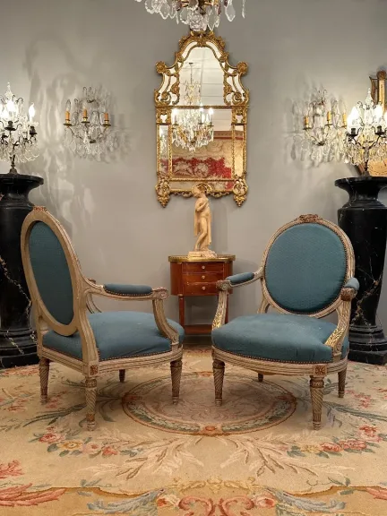 Large Paire De Fauteuils De Style Louis XVI Epoque XIXeme Vers 1860