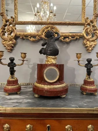 Garniture De Cheminée De Style Louis XVI Bronze Doré Epoque Napoleon III