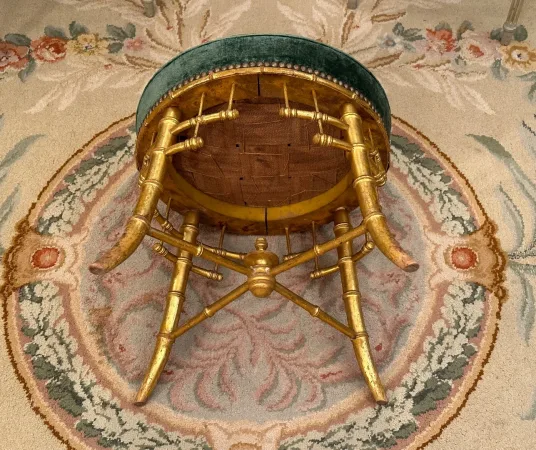 Tabouret En Bois Doré Japonisant Epoque Second Empire Vers 1860