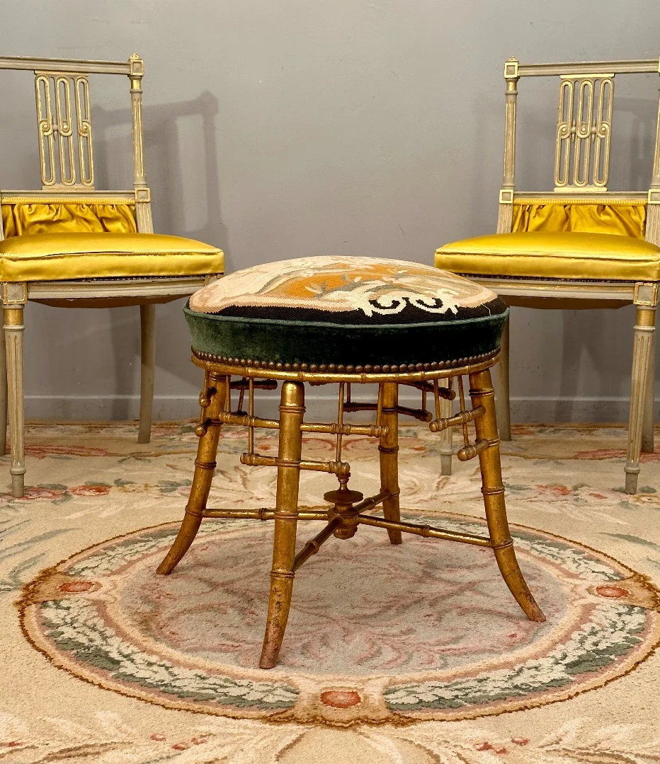 Tabouret En Bois Doré Japonisant Epoque Second Empire Vers 1860