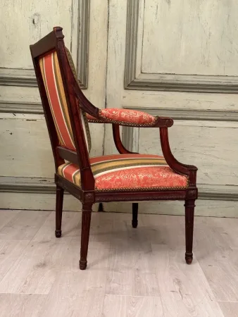 Fauteuil A Dossier Plat d'Epoque Louis XVI Vers 1780
