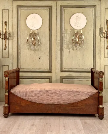 Lit En Acajou Flammé d'Epoque Empire Vers 1820