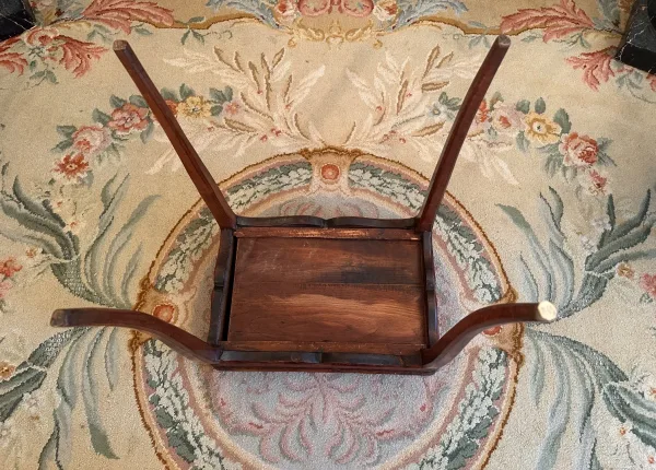 Petite Table Volante En Marqueterie d'Epoque Louis XV Vers 1750