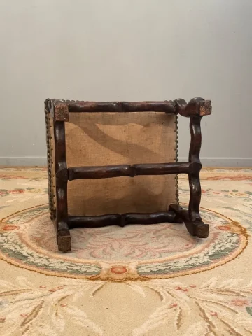 Tabouret Pouf En Noyer d'Epoque Louis XIII XVIIème