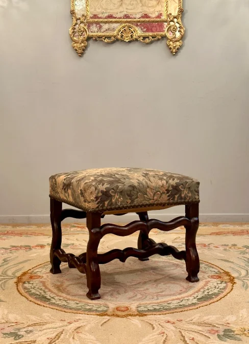 Tabouret Pouf En Noyer d'Epoque Louis XIII XVIIème