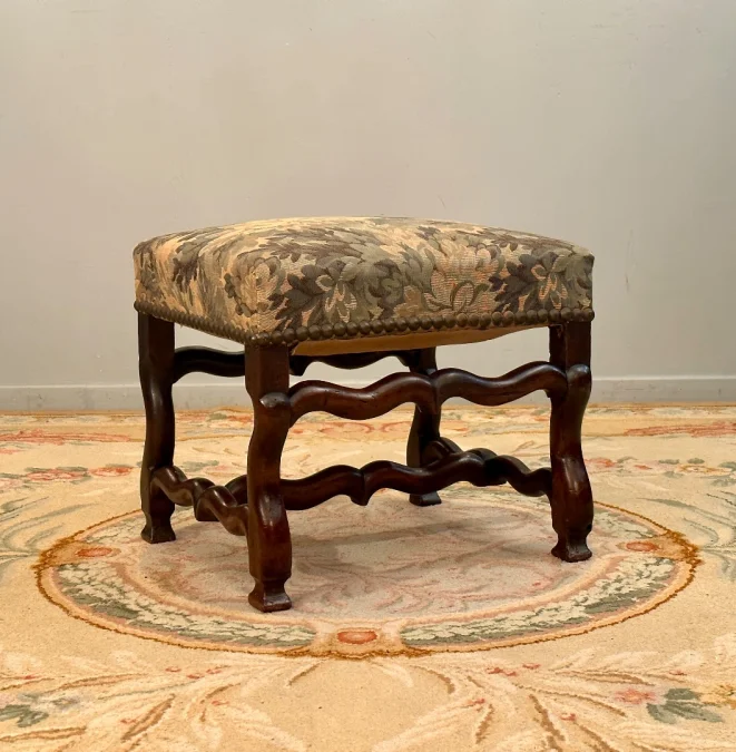 Tabouret Pouf En Noyer d'Epoque Louis XIII XVIIème