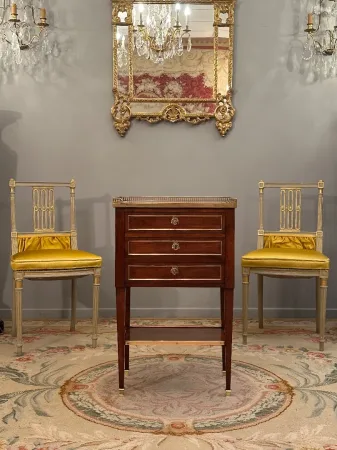 Petite Table Chiffonnière Ecritoire En Acajou d'Epoque Louis XVI Vers 1780