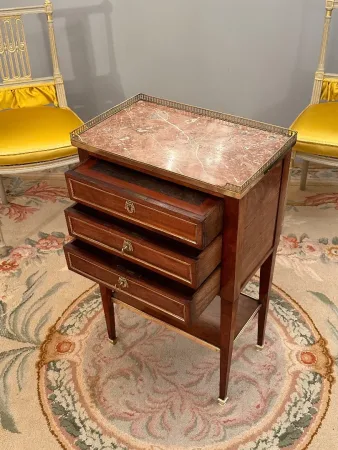 Petite Table Chiffonnière Ecritoire En Acajou d'Epoque Louis XVI Vers 1780
