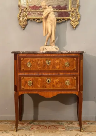 Commode Sauteuse En Marqueterie d'Epoque Transition Louis XV - Louis XVI Vers 1770