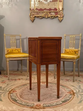 Petite Table De Salon A Rideau d' Epoque Louis XVI Vers 1780