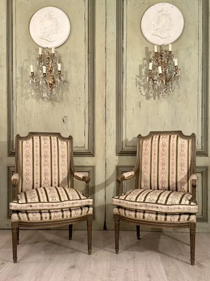 Paire De Fauteuils De Style Louis XVI Epoque XIXeme Vers 1880