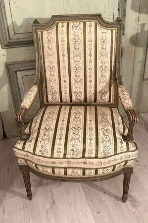 Paire De Fauteuils De Style Louis XVI Epoque XIXeme Vers 1880