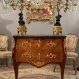 Commode Sauteuse En Marqueterie d'Epoque Louis XV Vers 1750