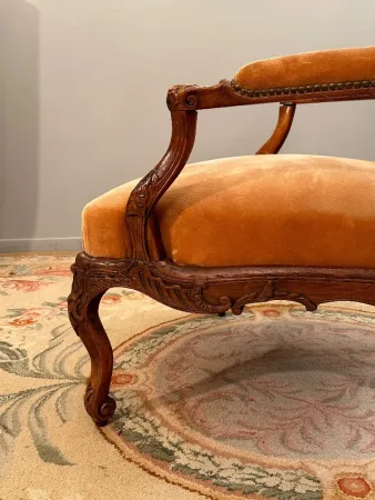 Important Fauteuil A Chassis En Noyer d'Epoque Regence Vers 1720