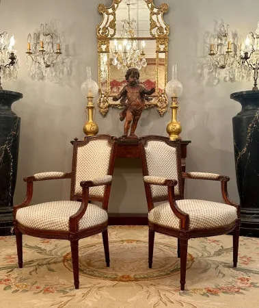 Paire De Fauteuils Cabriolets d'Epoque Louis XVI Vers 1780