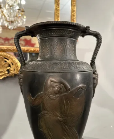 Paire De Vases A l'Antique d'Epoque XIXème