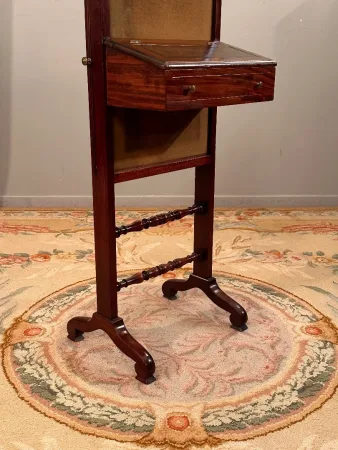 Billet Doux En Acajou Flammé d'Epoque Restauration Vers 1820