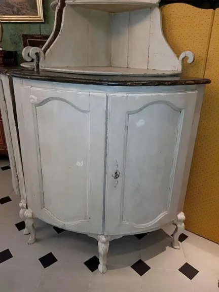 Great Pair Of Provençal Cornerpieces From Louis XV
