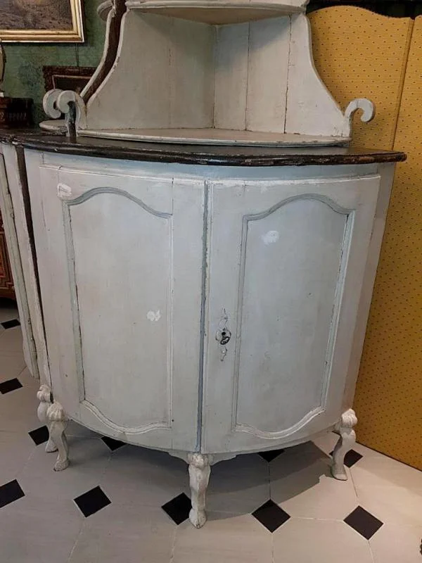Great Pair Of Provençal Cornerpieces From Louis XV