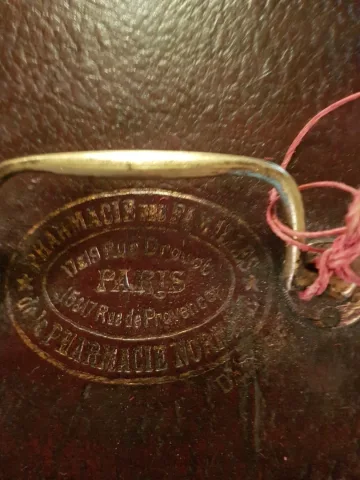 "Pharmacie des Familles" vers 1860.