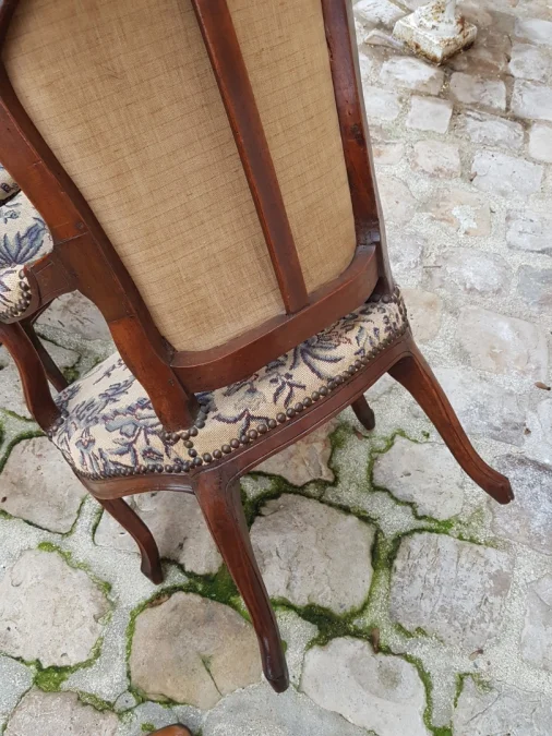 Two Cabriolet Chairs  XVIII° Century.