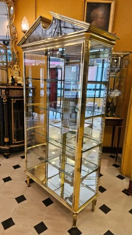 Directoire Style Brass Display Cabinet Maison Muller Et Domange. Early 20th Century.