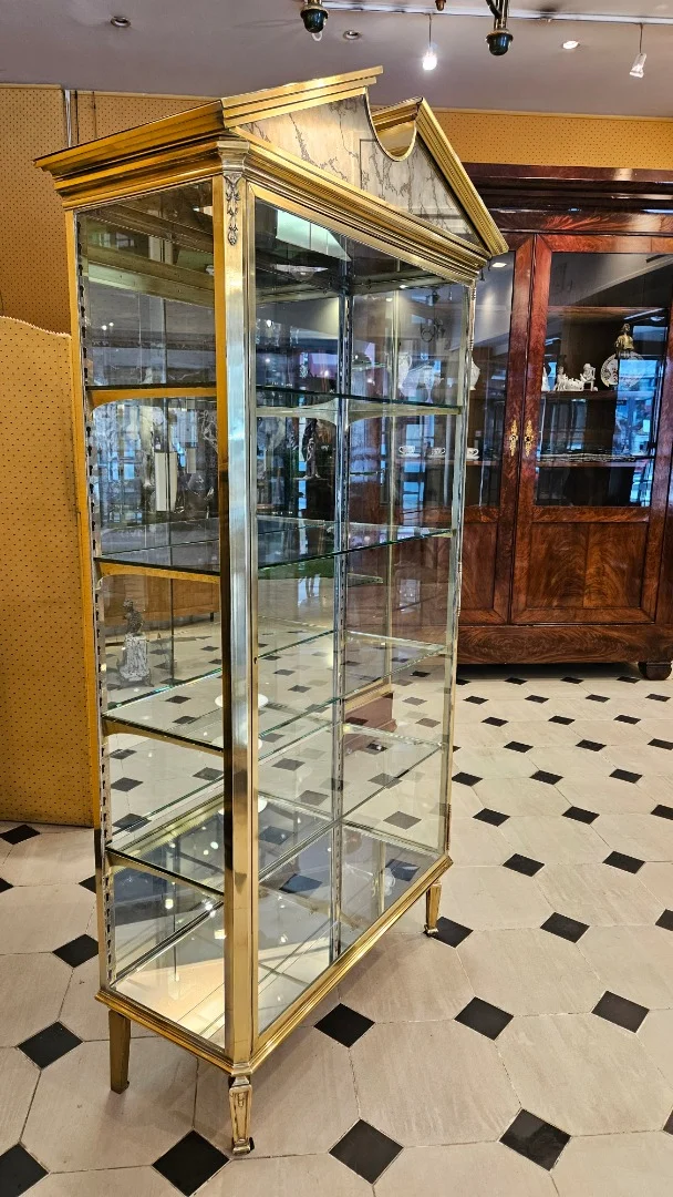 Directoire Style Brass Display Cabinet Maison Muller Et Domange. Early 20th Century.