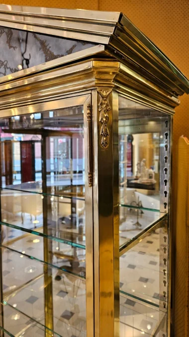 Directoire Style Brass Display Cabinet Maison Muller Et Domange. Early 20th Century.
