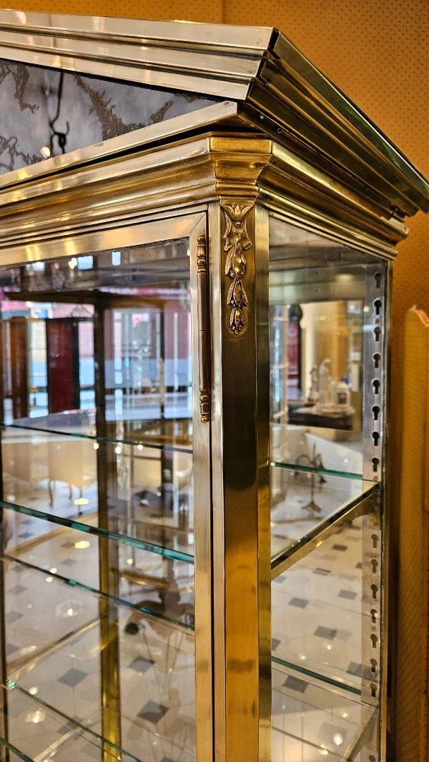 Directoire Style Brass Display Cabinet Maison Muller Et Domange. Early 20th Century.