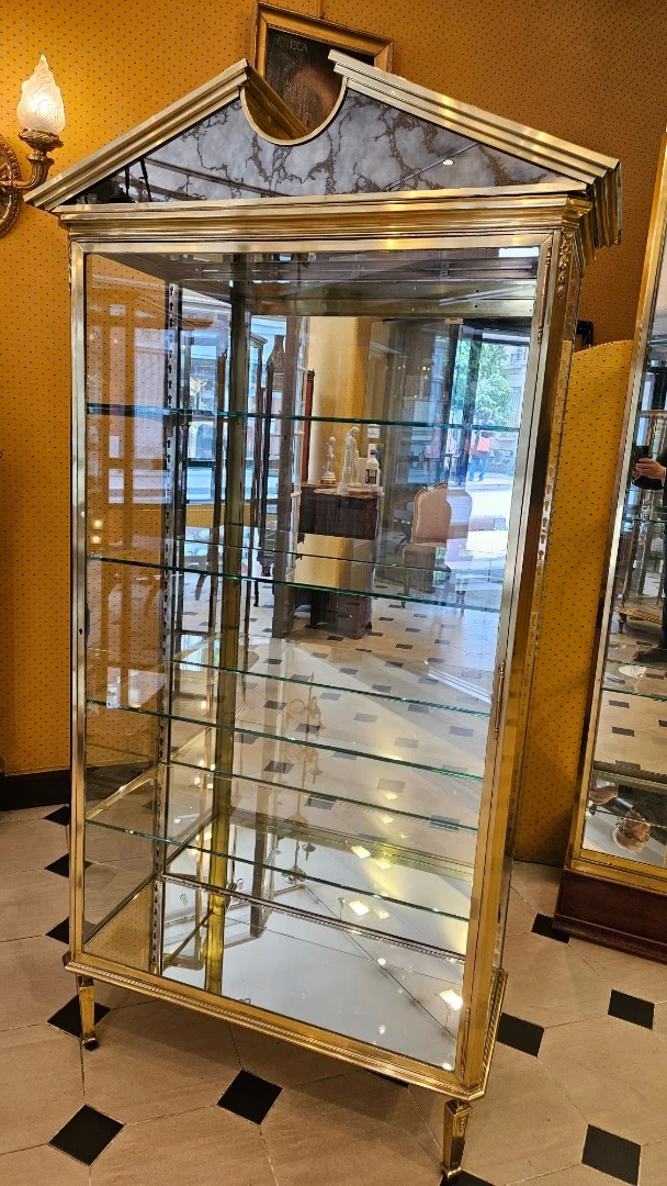 Directoire Style Brass Display Cabinet Maison Muller Et Domange. Early 20th Century.