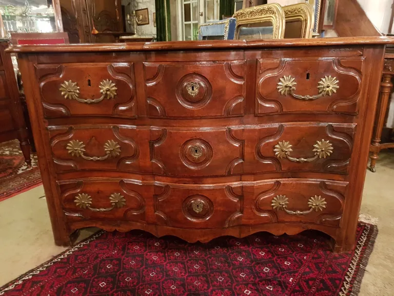 Regency Period Walnut Chest Of Drawers.