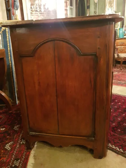 Regency Period Walnut Chest Of Drawers.