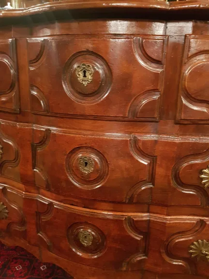 Regency Period Walnut Chest Of Drawers.