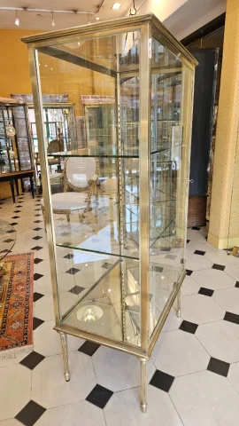 Brass and bronze display cabinet. Early 20th century.
