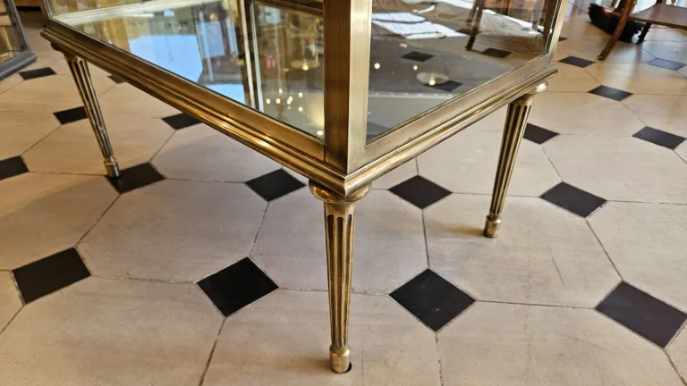 Brass and bronze display cabinet. Early 20th century.