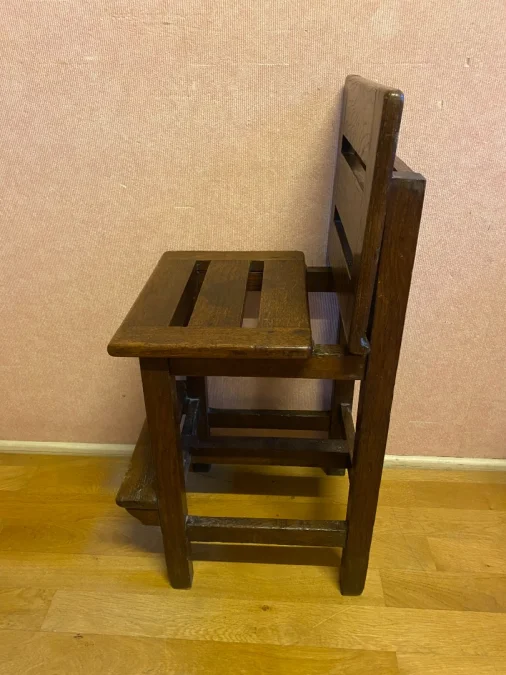 Chaise de pédiatre en chêne