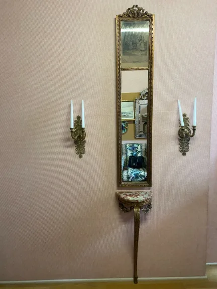 Console et miroir en bois doré de style Louis XVI